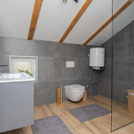 In With Wi-fi Feriehus Debeljak