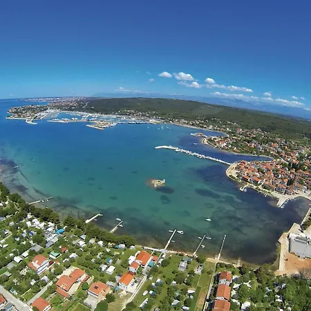 In With Wi-fi Debeljak