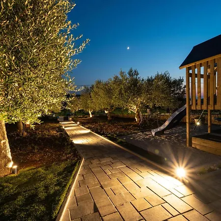 In With Wi-fi Σπίτι διακοπών Debeljak