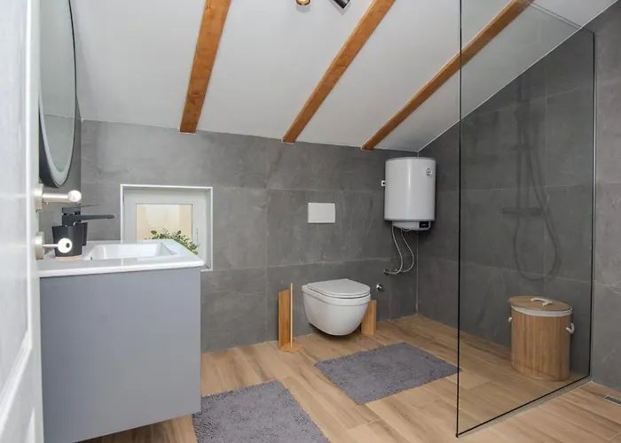 In With Wi-fi Casa de Férias Debeljak